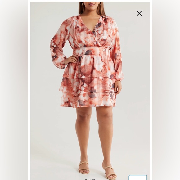 Socialite Dresses & Skirts - NWT- Socialite Floral Clip Dot Long Sleeve Minidress, Grey/Peach, size XS